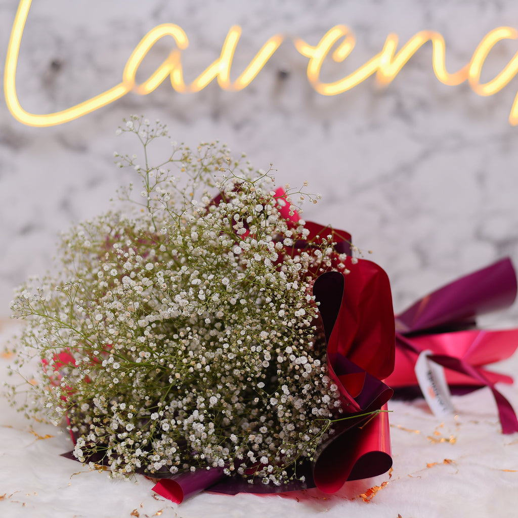 Natural white gypsophila 